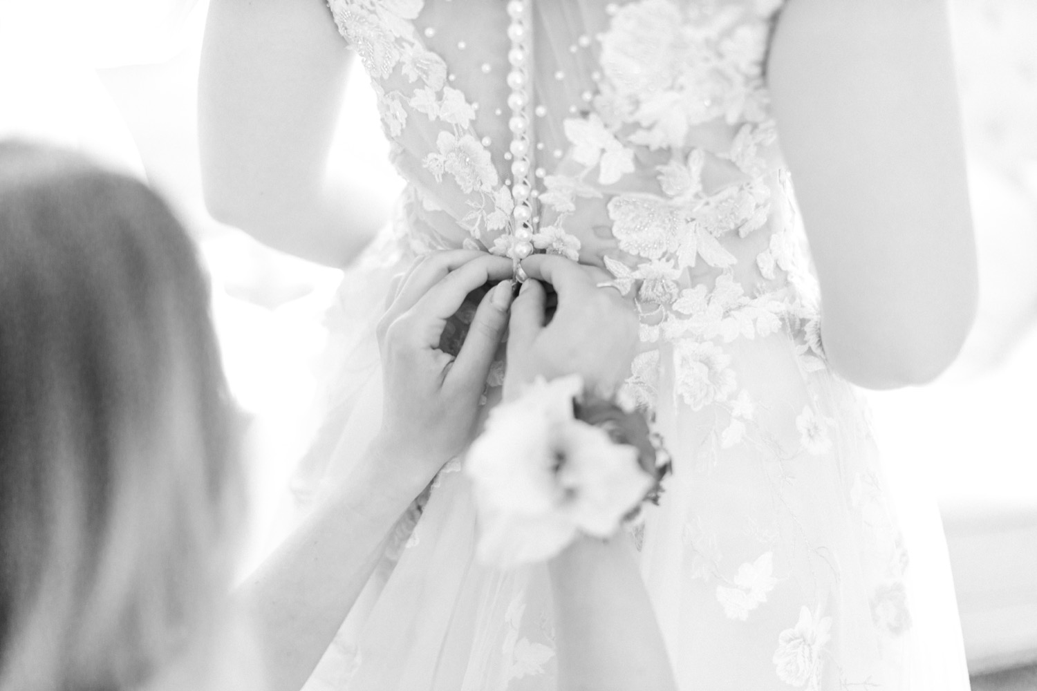 Fine Art Hochzeitsfotograf: Getting Ready bei Hochzeit in Hamburg